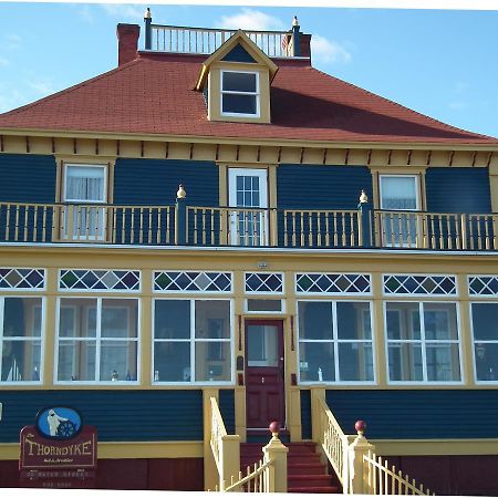 The Thorndyke Hotel Grand Bank Exterior photo